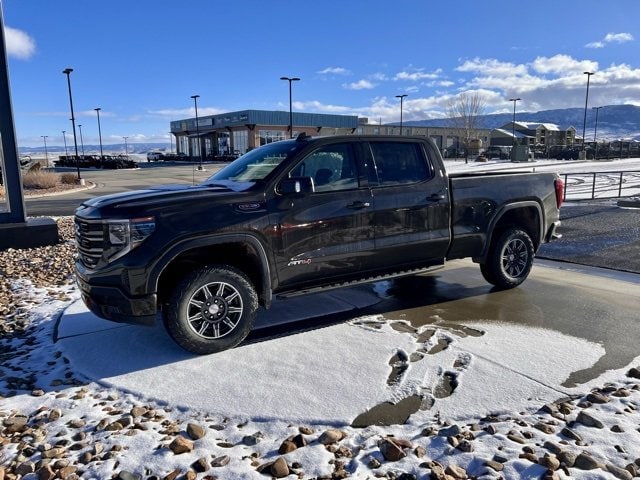 2024 GMC Sierra 1500 AT4's photo