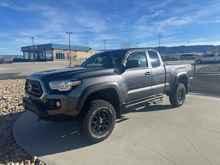2023 Toyota Tacoma 4WD SR Truck Access Cab