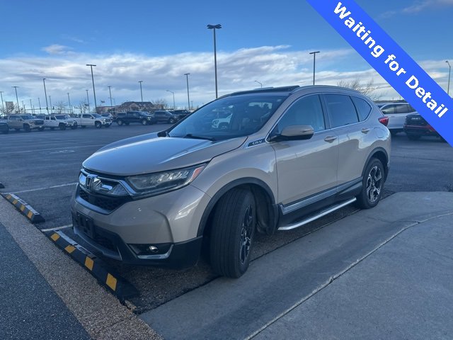 2019 Honda CR-V Touring's photo
