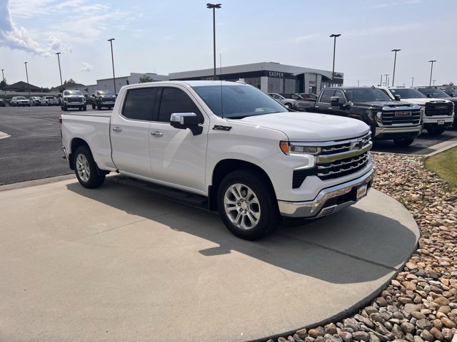 2024 Chevrolet Silverado 1500 LTZ photo 2