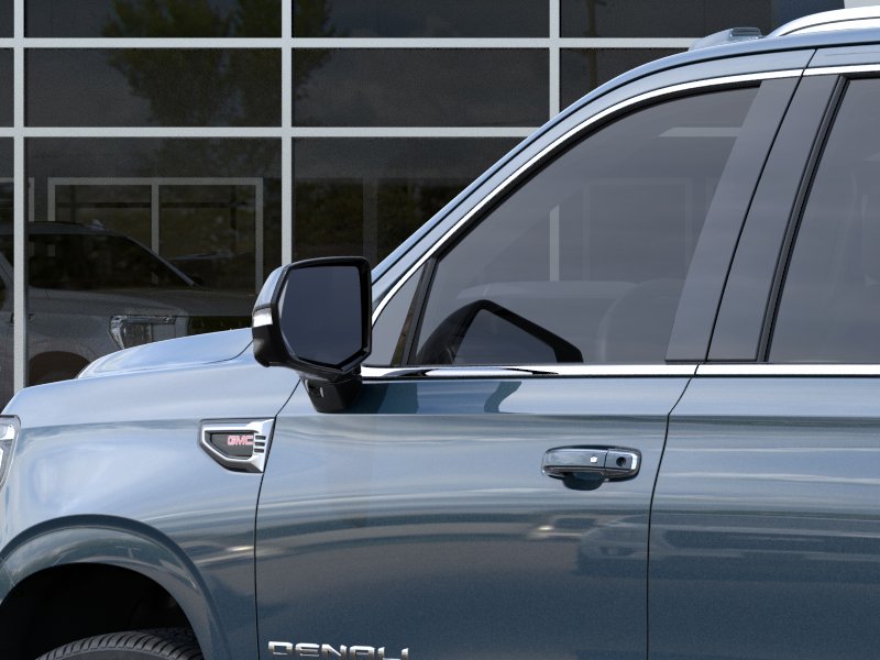 2026 GMC Yukon XL Denali - Photo 12
