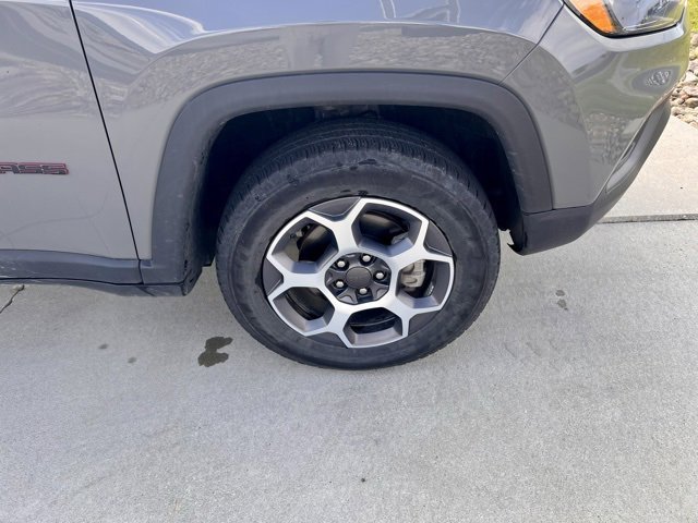 2022 Jeep Compass Trailhawk photo 2