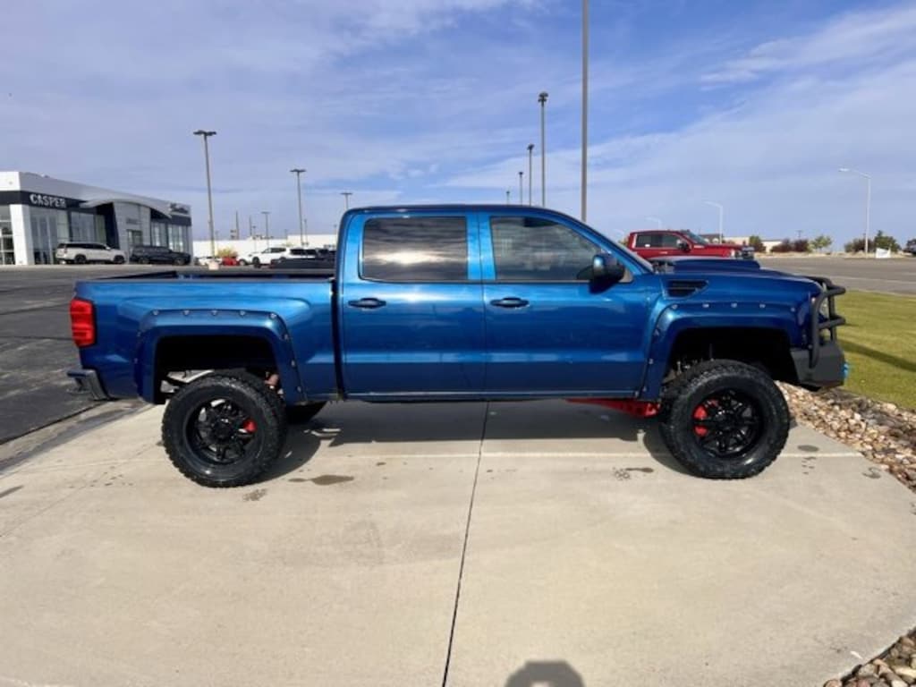 Used 2017 Chevrolet Silverado 1500 LT Truck Crew Cab