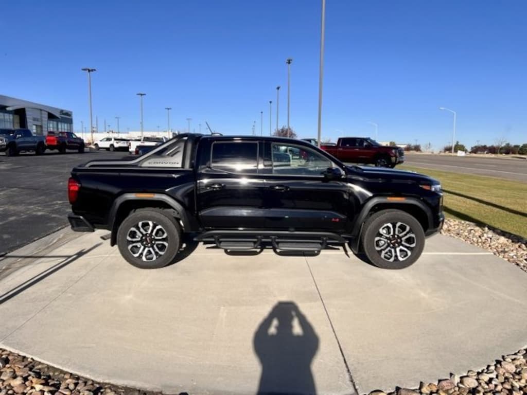 Used 2025 GMC Canyon AT4 Truck Crew Cab