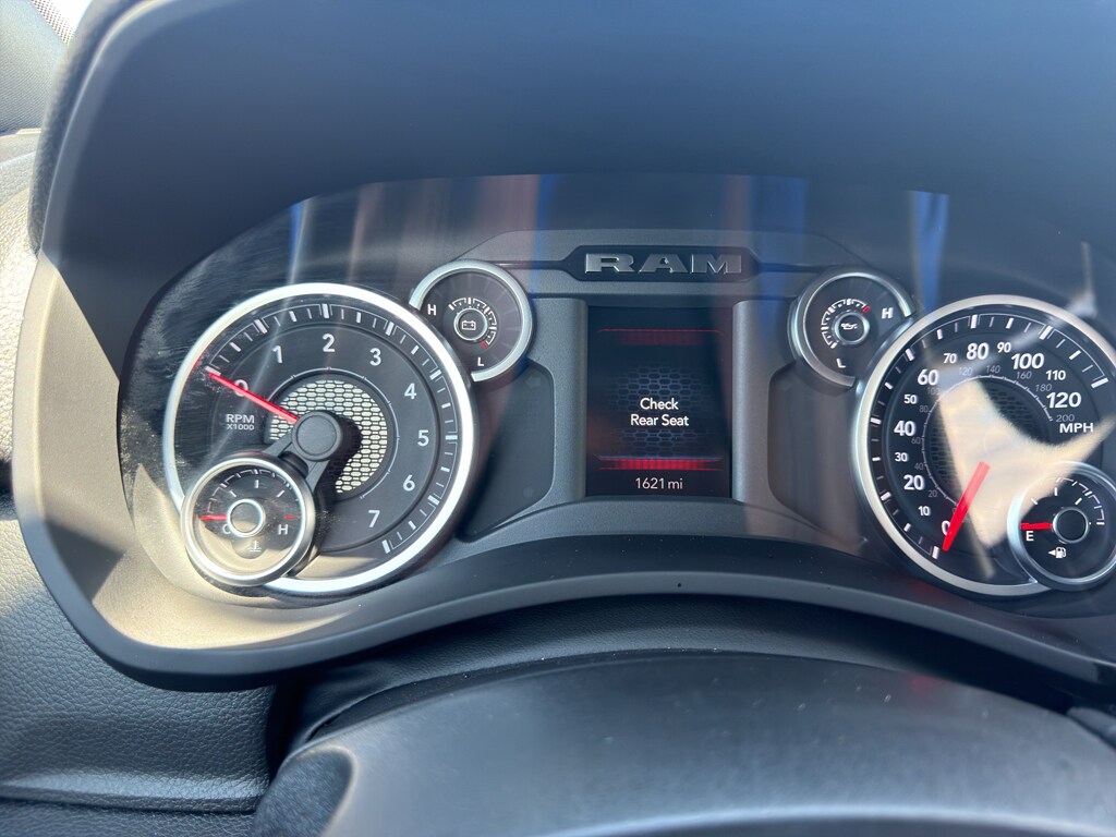 2026 RAM Ram 2500 Pickup Tradesman/Black Express - Photo 33