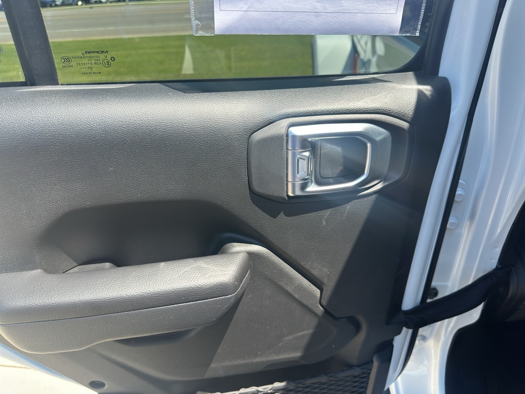 2023 Jeep Gladiator Mojave - Photo 12