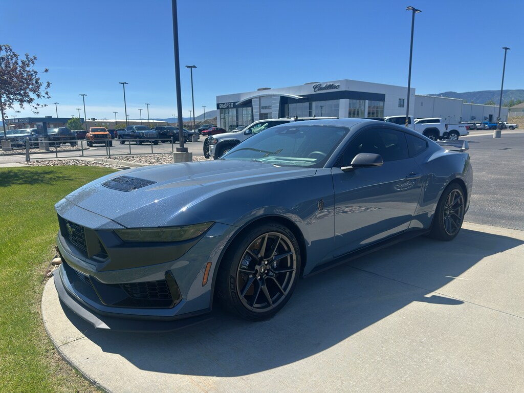 2024 Ford Mustang Dark Horse's photo