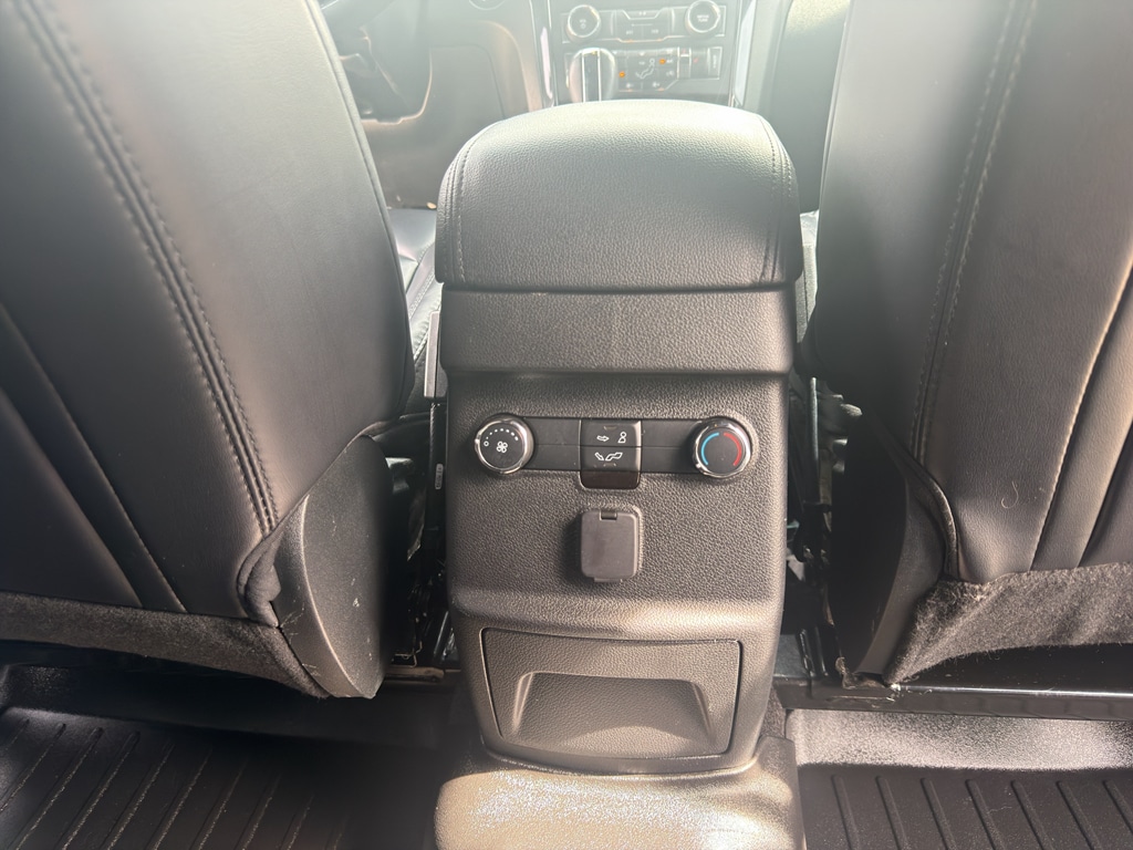 2019 Ford Explorer XLT - Photo 17