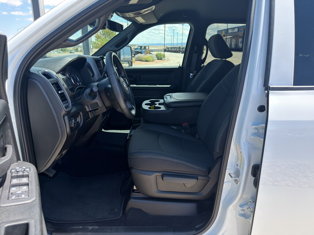 2026 RAM Ram 2500 Pickup Tradesman/Black Express - Photo 30