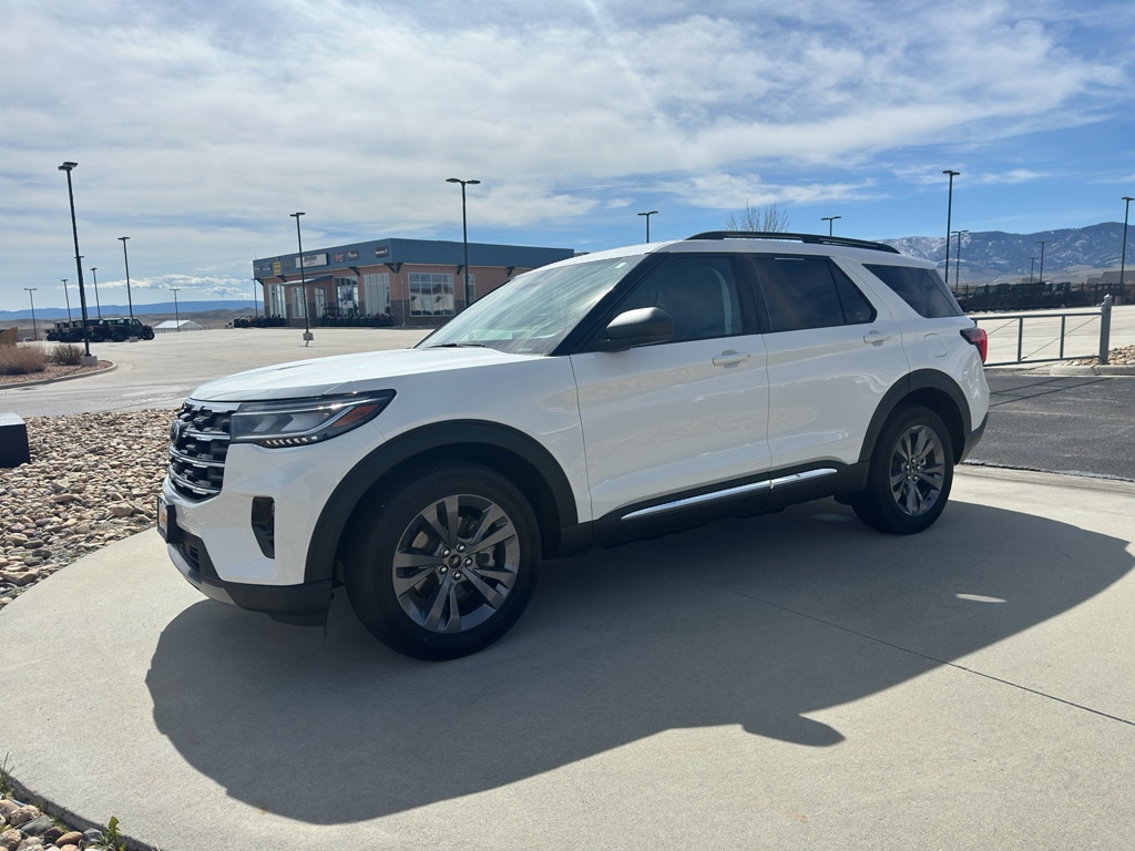 2025 Ford Explorer Active 4WD (PL535)'s photo