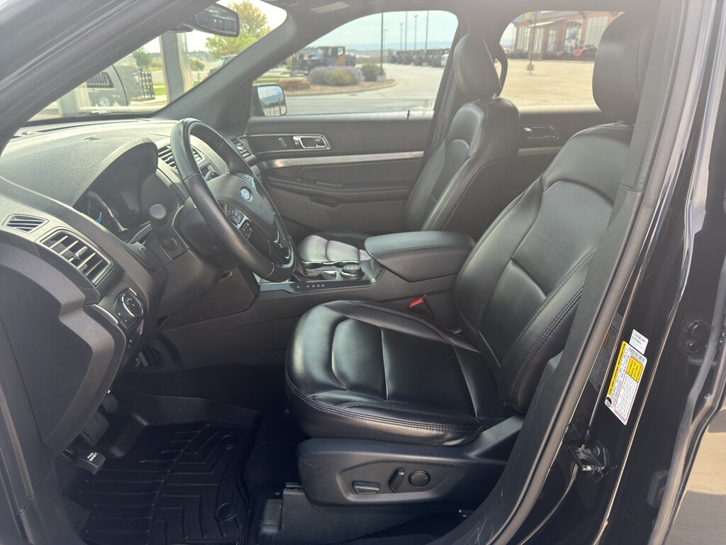 2019 Ford Explorer XLT - Photo 26