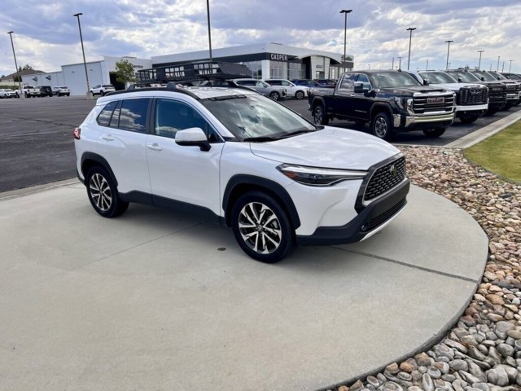 Used 2023 Toyota Corolla Cross XLE