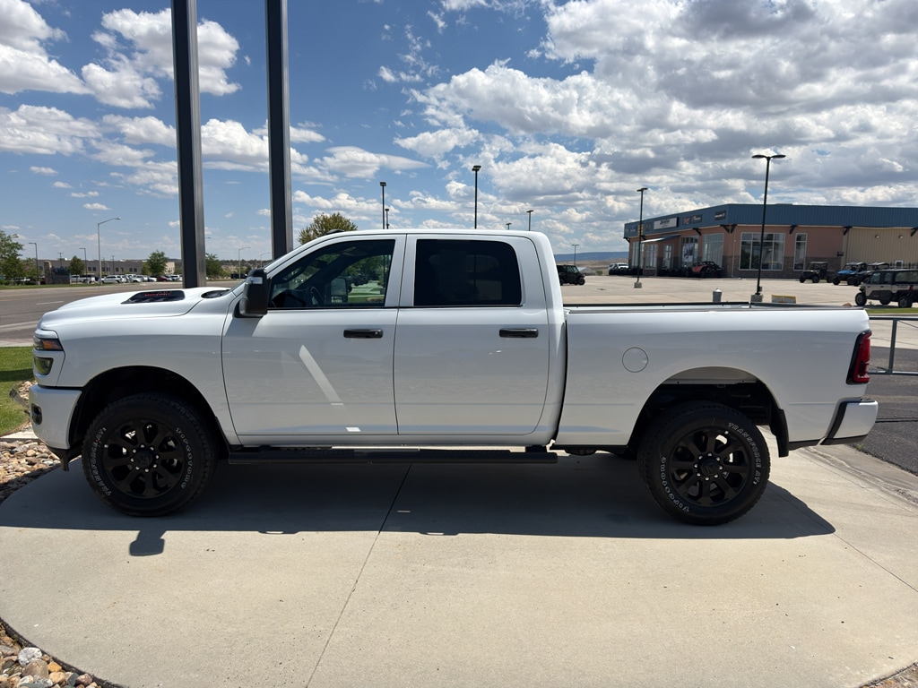 2026 RAM Ram 2500 Pickup Tradesman/Black Express - Photo 8