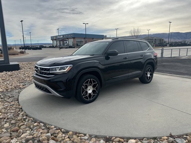 2022 Volkswagen Atlas SE w/Tech's photo