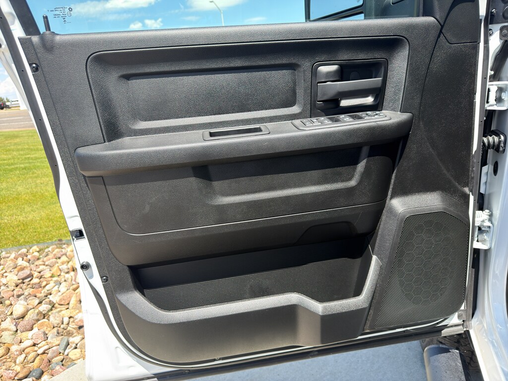 2026 RAM Ram 2500 Pickup Tradesman/Black Express - Photo 27