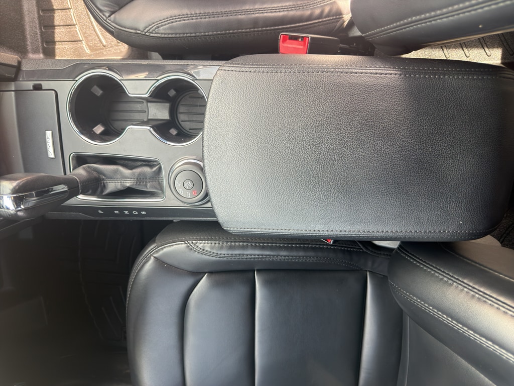 2019 Ford Explorer XLT - Photo 22