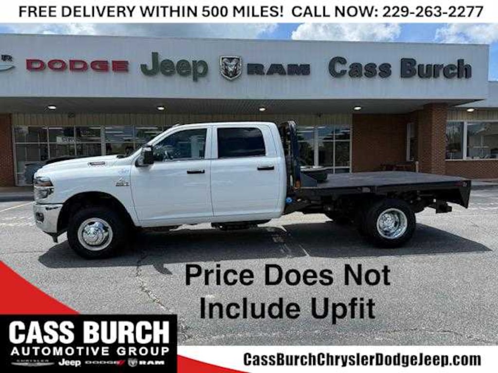 New 2026 Ram 3500 TRADESMAN CREW CAB CHASSIS 4X4 60' CA Pickup
