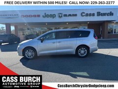 2026 Chrysler Pacifica Select Passenger Van