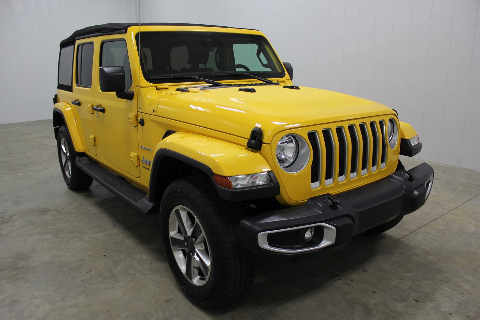 Used 2020 Jeep Wrangler Unlimited Sahara with VIN 1C4HJXEN6LW314928 for sale in Quitman, GA