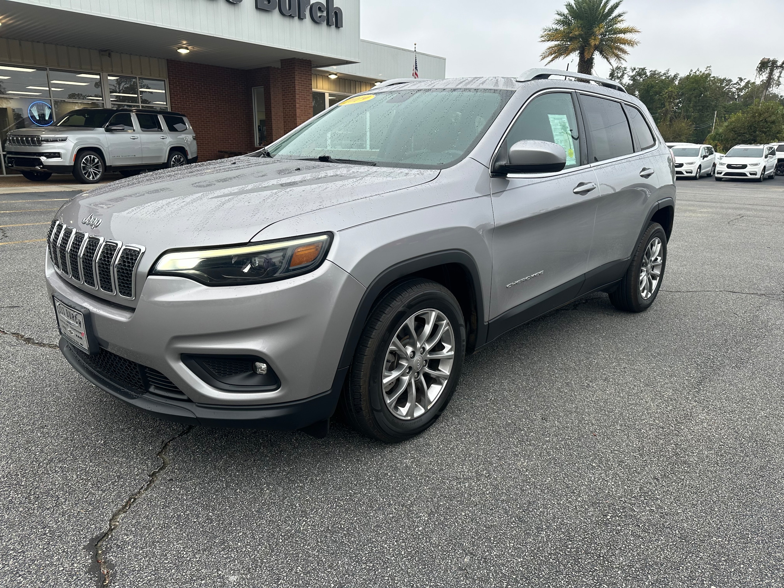 Used 2019 Jeep Cherokee Latitude Plus with VIN 1C4PJLLB3KD128500 for sale in Quitman, GA