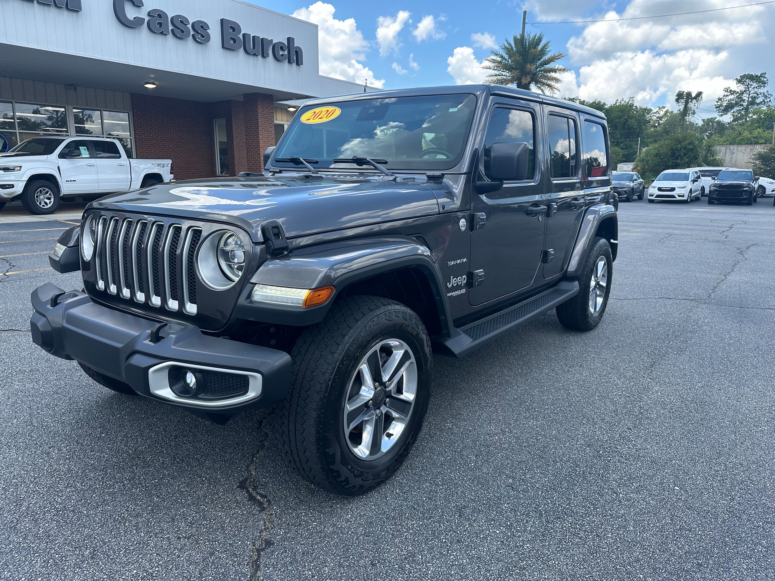 Used 2020 Jeep Wrangler Unlimited Sahara with VIN 1C4HJXEN8LW263982 for sale in Quitman, GA