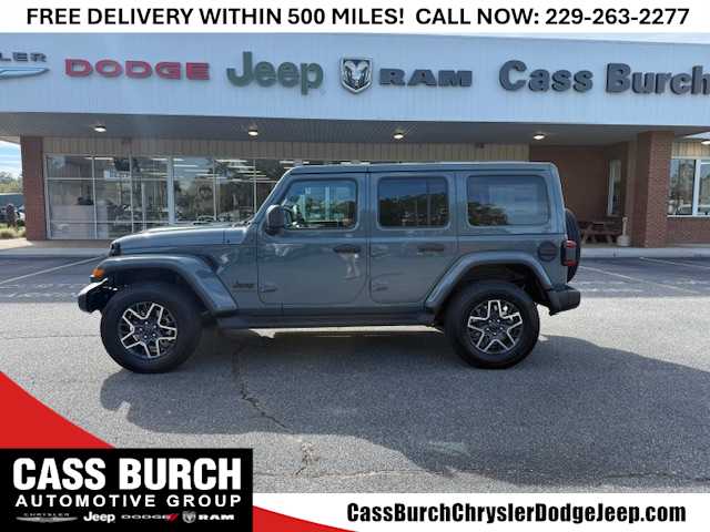 2026 Jeep Wrangler 4-Door Sahara's photo