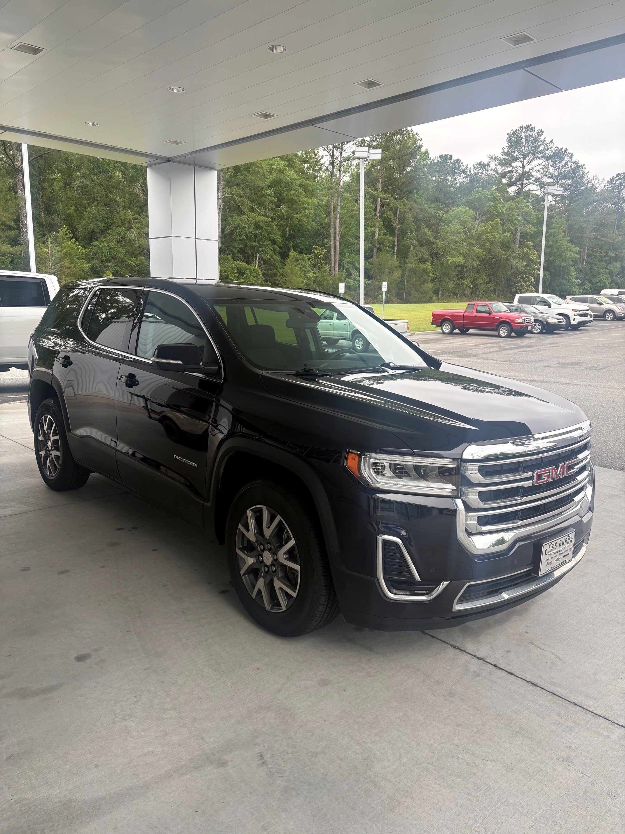 2022 GMC Acadia SLE FWD's photo