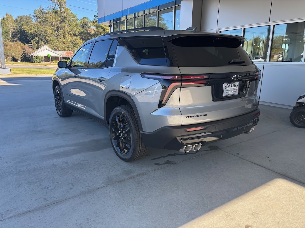 New 2026 Chevrolet Traverse LT SUV