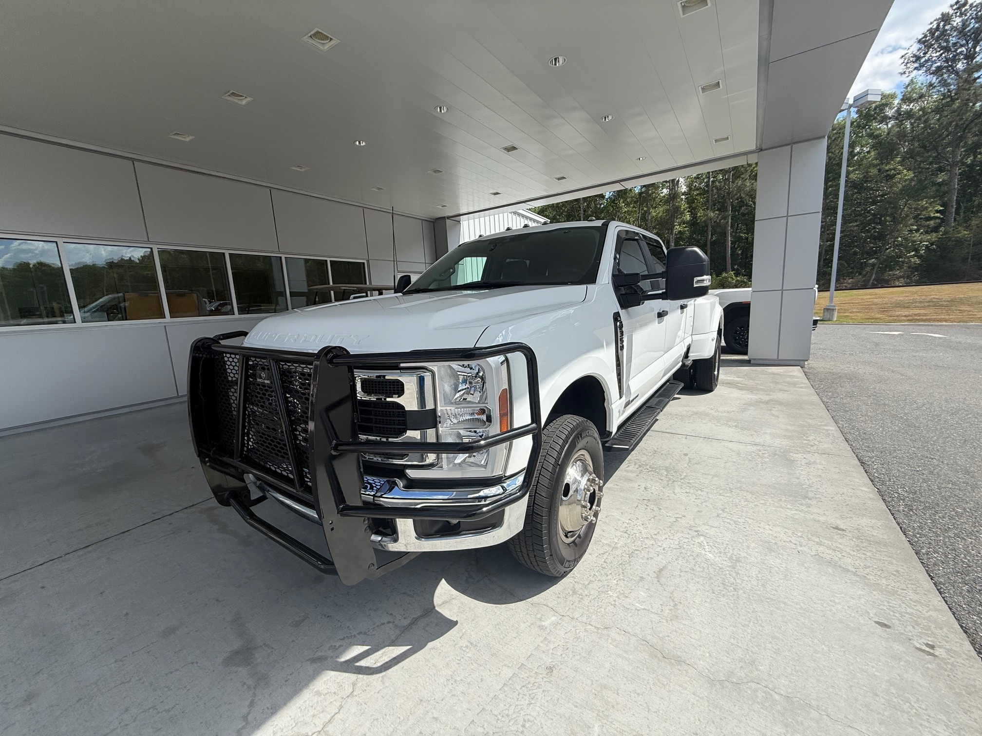 2024 Ford F-350 XL 4x4 Crew Cab 8' Box DRW's photo