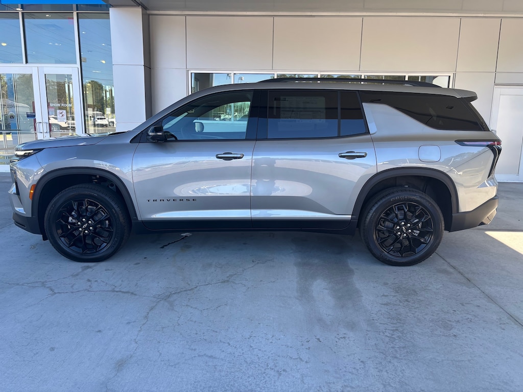 New 2026 Chevrolet Traverse LT SUV