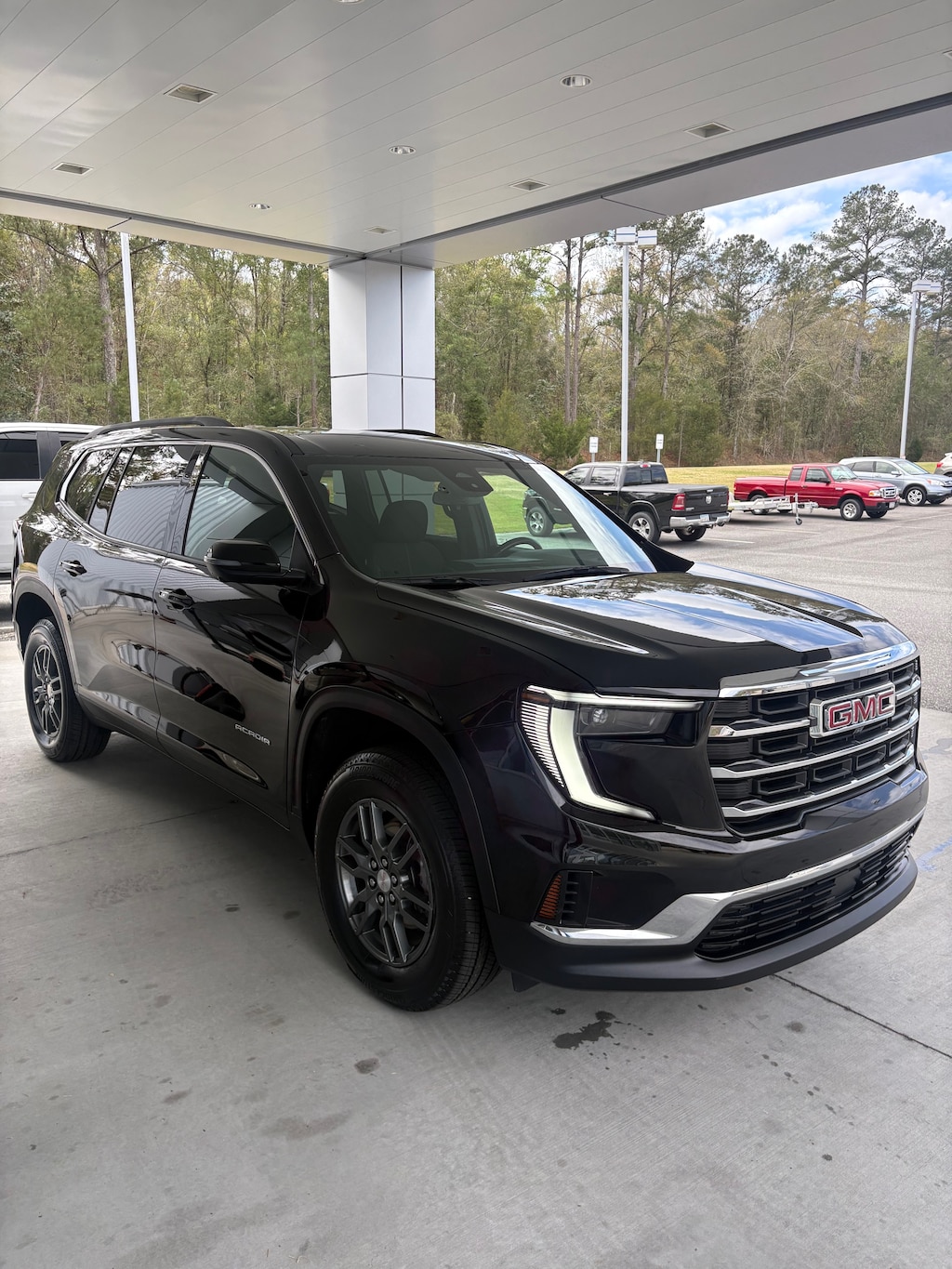 Used 2025 GMC Acadia Elevation SUV