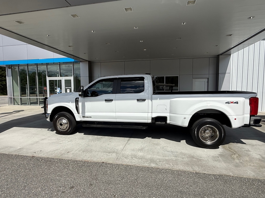 Used 2024 Ford Super Duty F-350 DRW XL