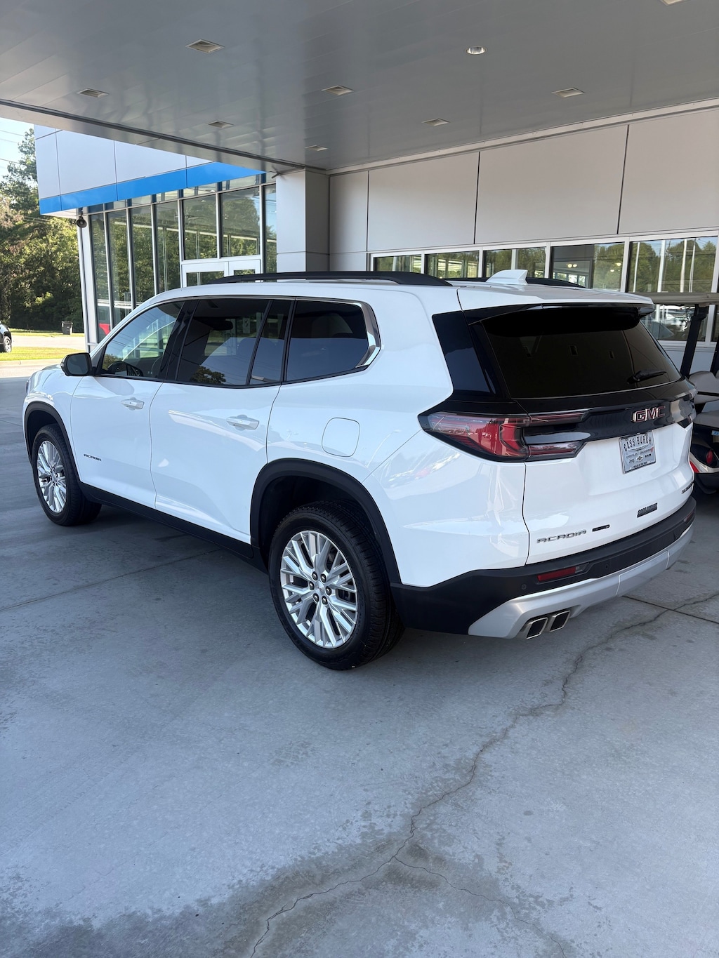 Used 2024 GMC Acadia Elevation SUV