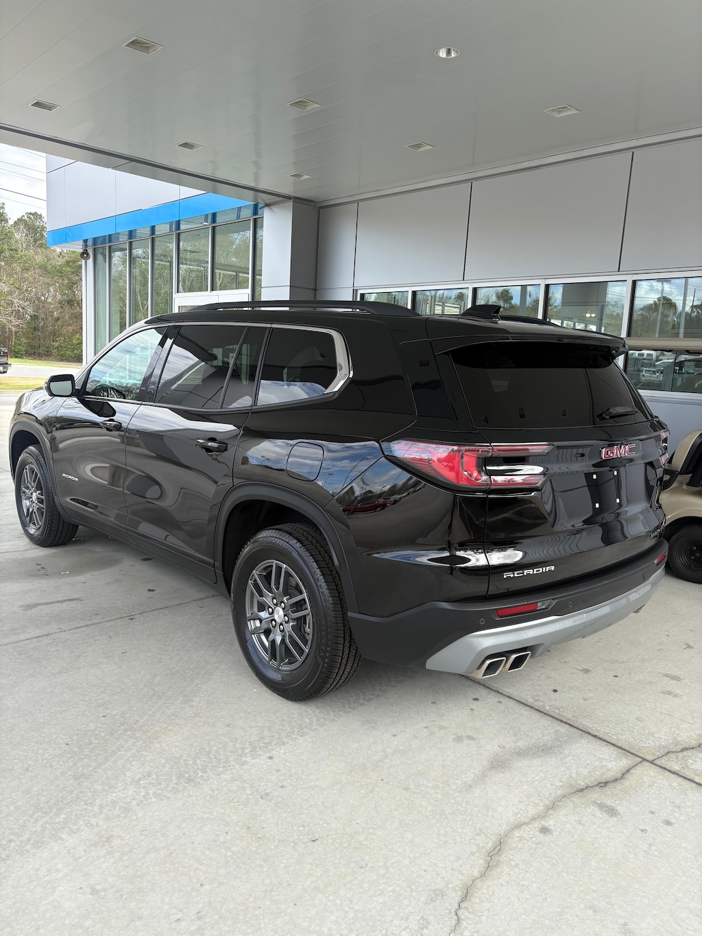 Used 2025 GMC Acadia Elevation SUV