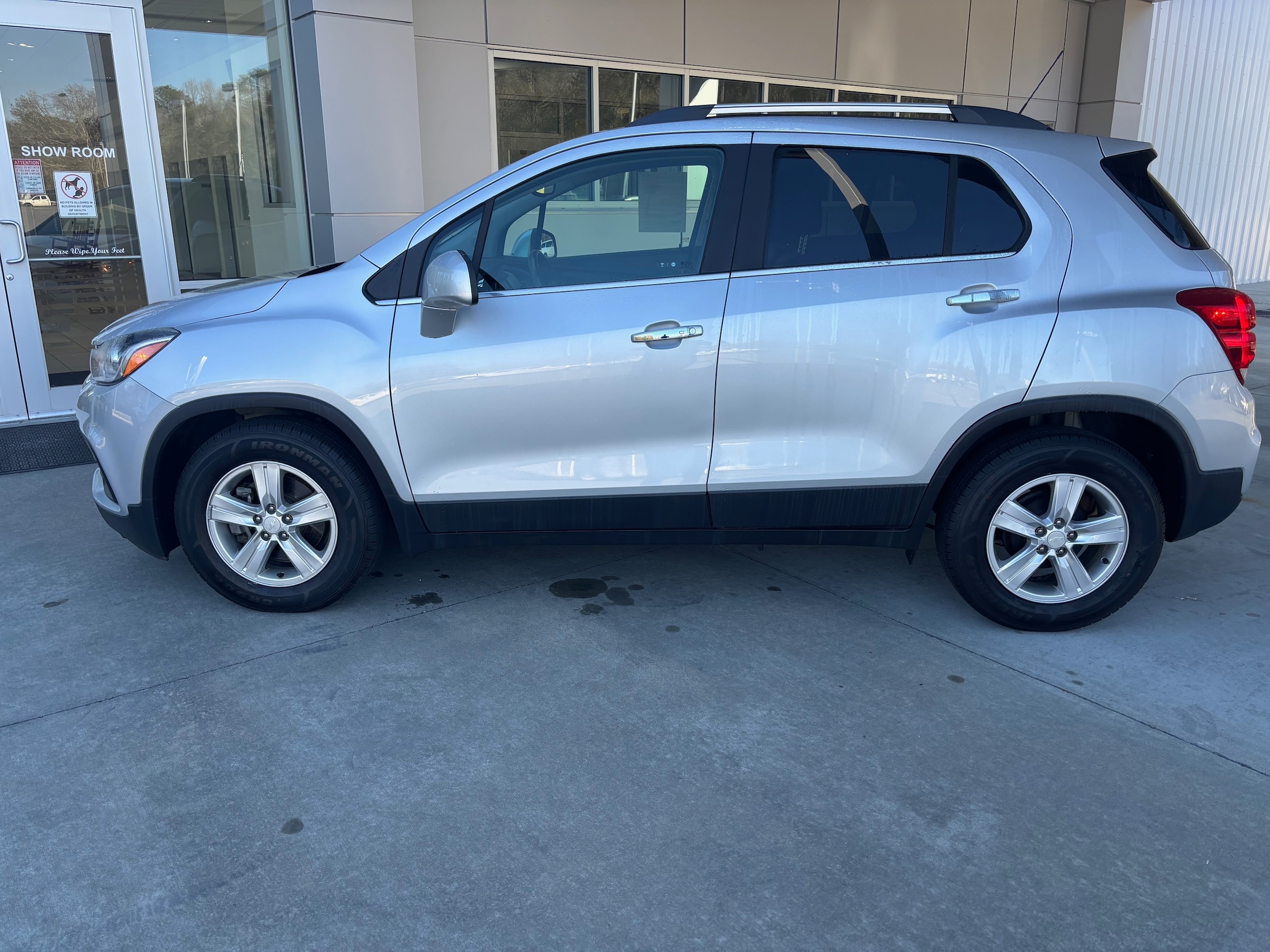 Used 2020 Chevrolet Trax LT with VIN 3GNCJLSB6LL324109 for sale in Quitman, GA