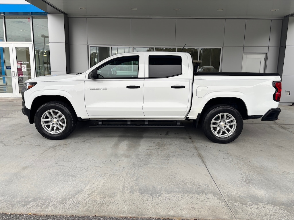 Used 2024 Chevrolet Colorado WT Truck