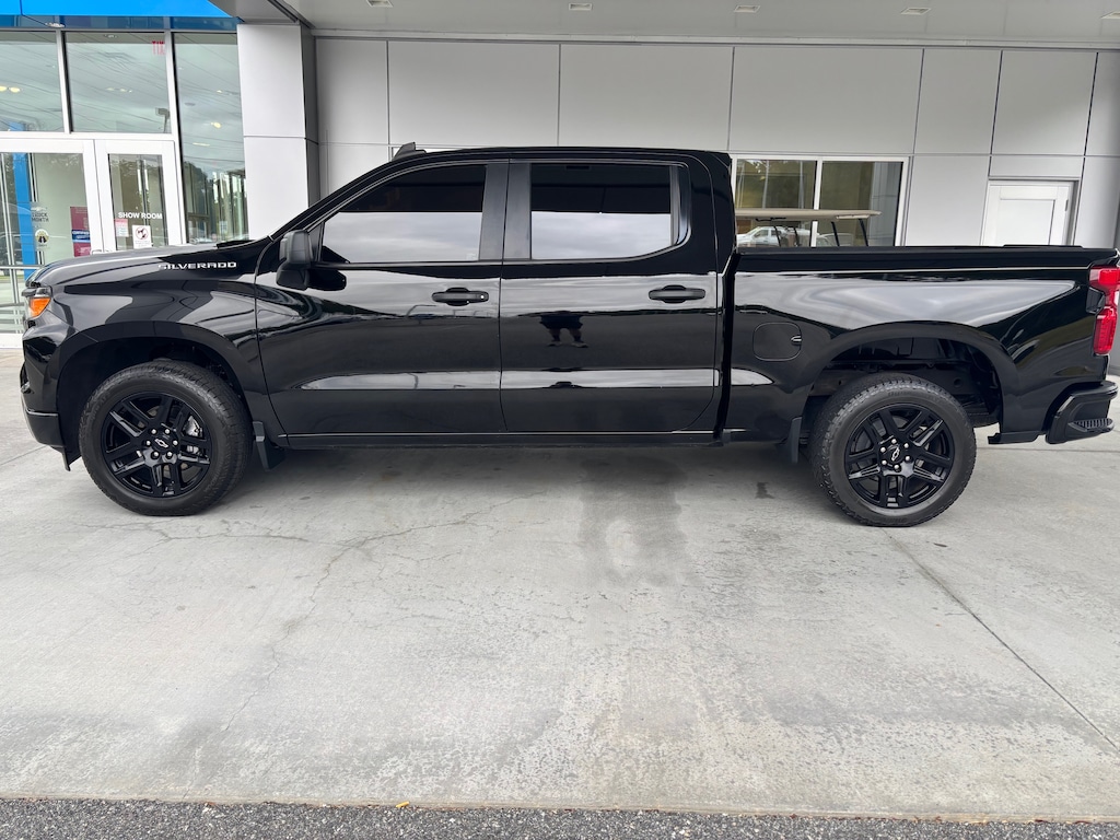 Used 2022 Chevrolet Silverado 1500 Custom Truck