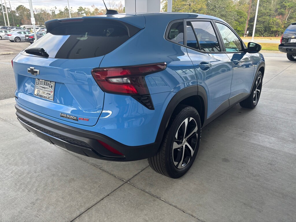 Used 2024 Chevrolet Trax 1RS SUV