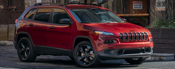 Compare 17 Jeep Cherokee Vs Grand Cherokee Features And Specs