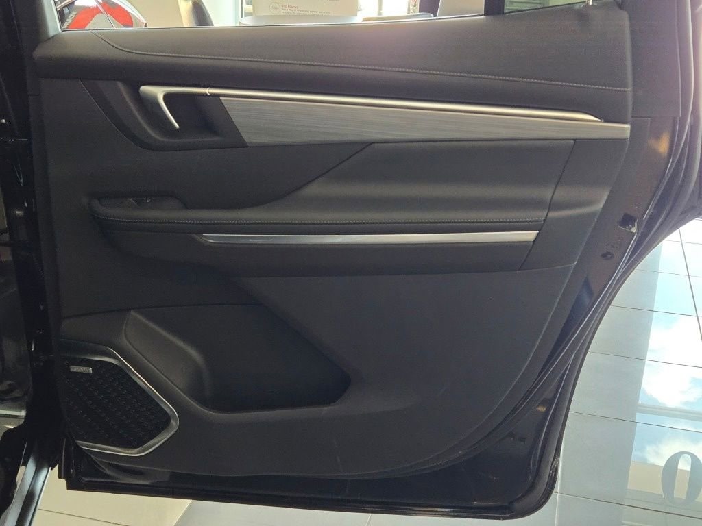 2026 Buick Enclave Preferred - Photo 18
