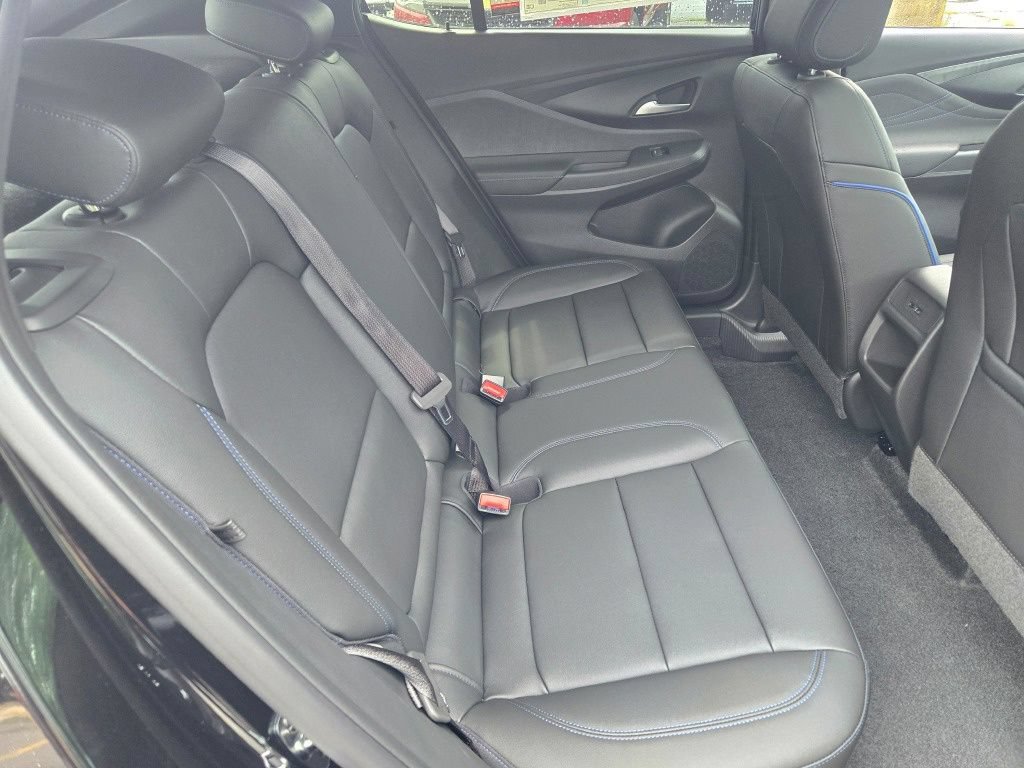 2026 Buick Envista Sport Touring - Photo 21
