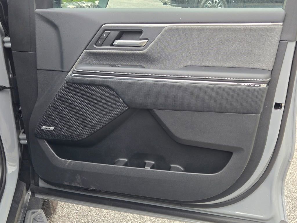 2026 GMC Sierra EV Elevation - Photo 16