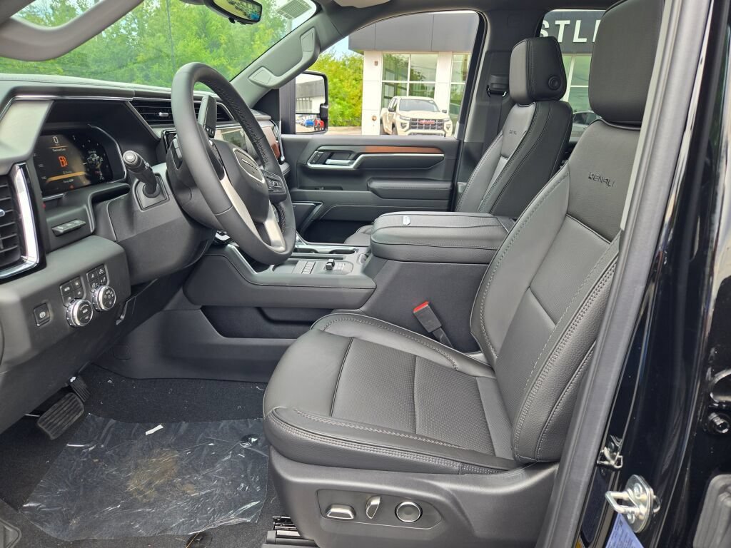 2026 GMC Sierra 2500HD Denali - Photo 35
