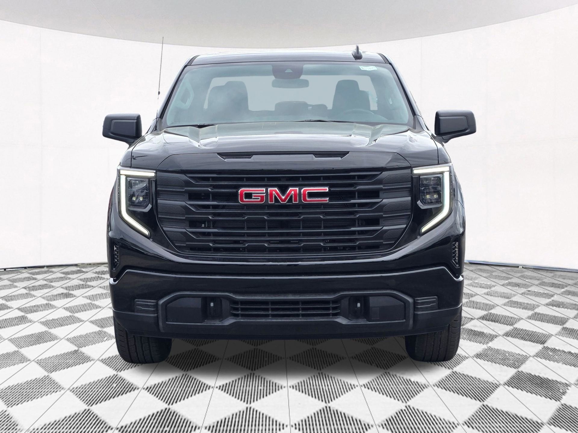 2026 GMC Sierra 1500 Pro - Photo 10