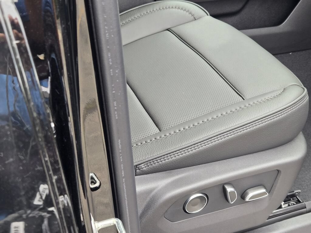 2026 GMC Sierra 2500HD Denali - Photo 17