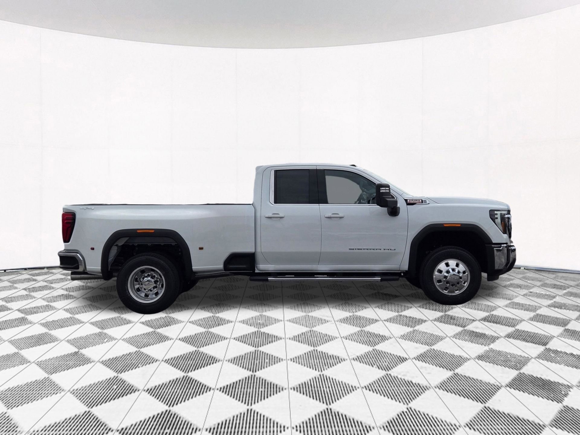 2026 GMC Sierra 3500HD SLE - Photo 14