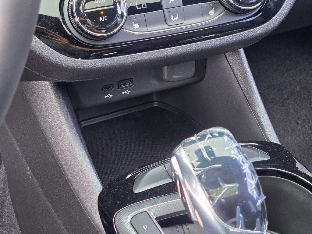 2026 Buick Envista Sport Touring - Photo 35