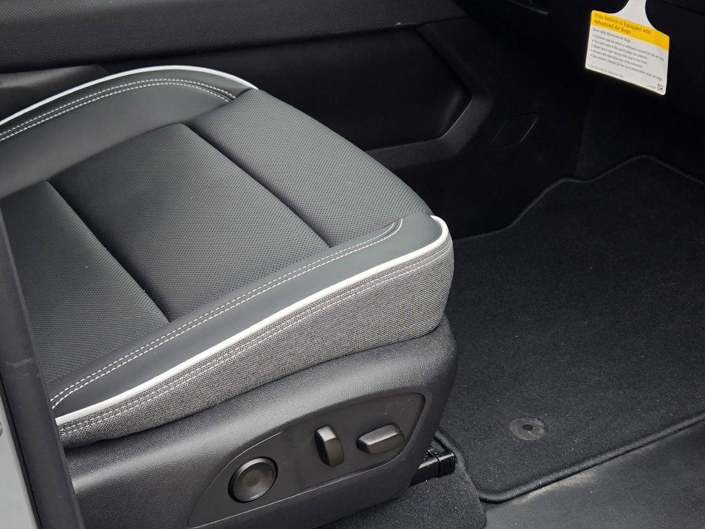 2026 GMC Sierra EV Elevation - Photo 19