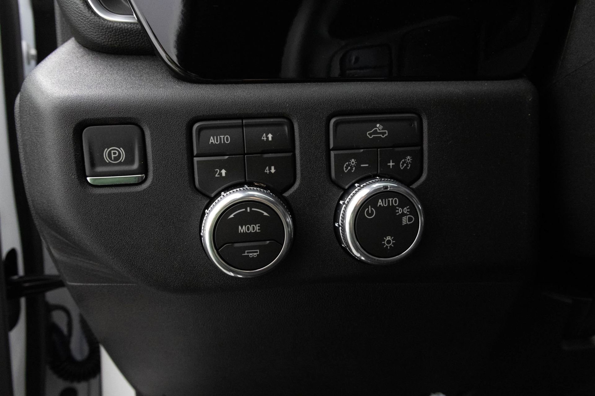2026 GMC Sierra 1500 SLE - Photo 18