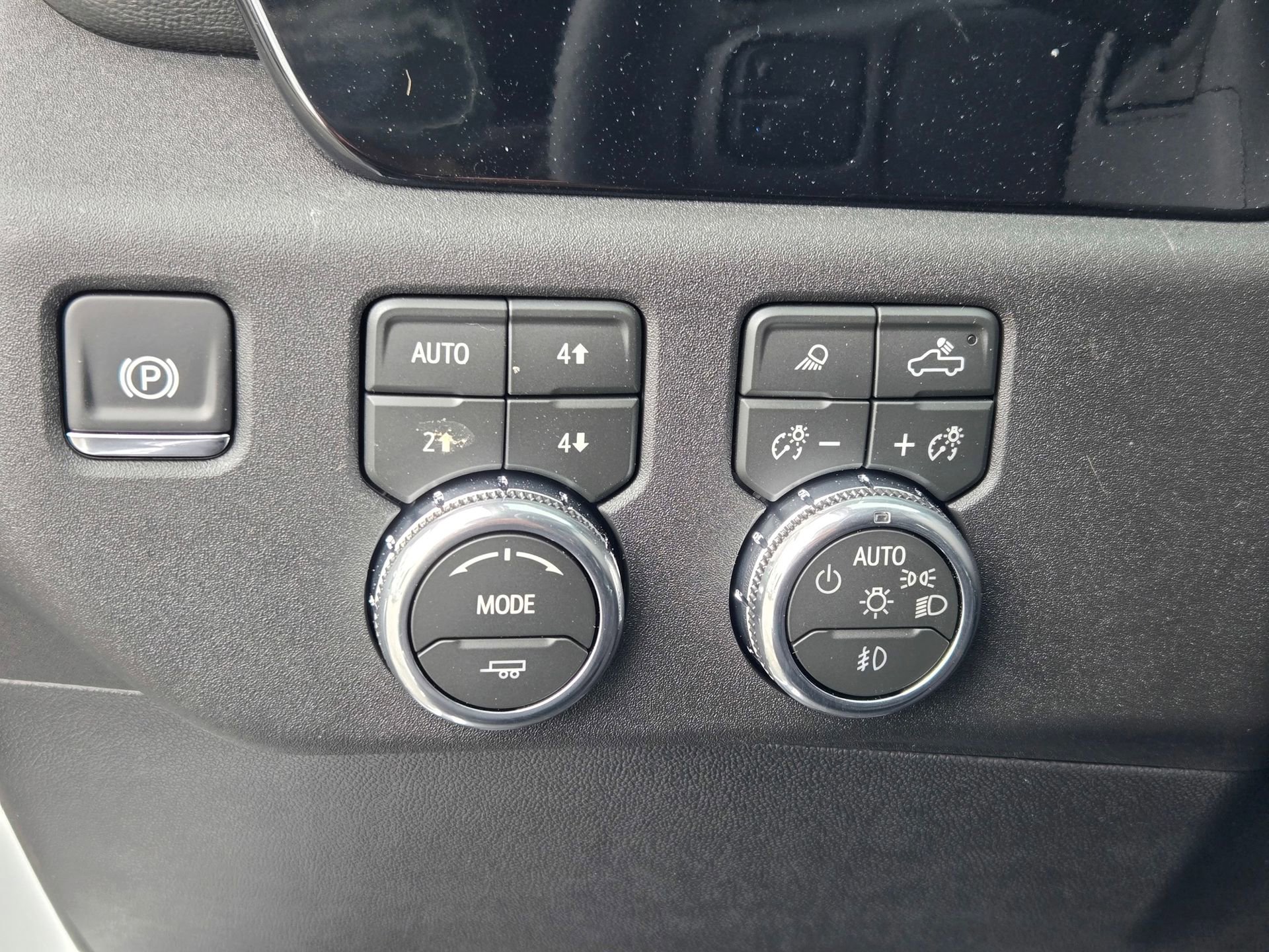 2026 GMC Sierra 3500HD SLE - Photo 42